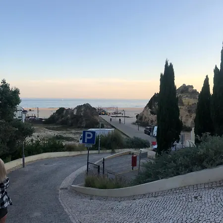 Clube Da Rocha Ii Apartment